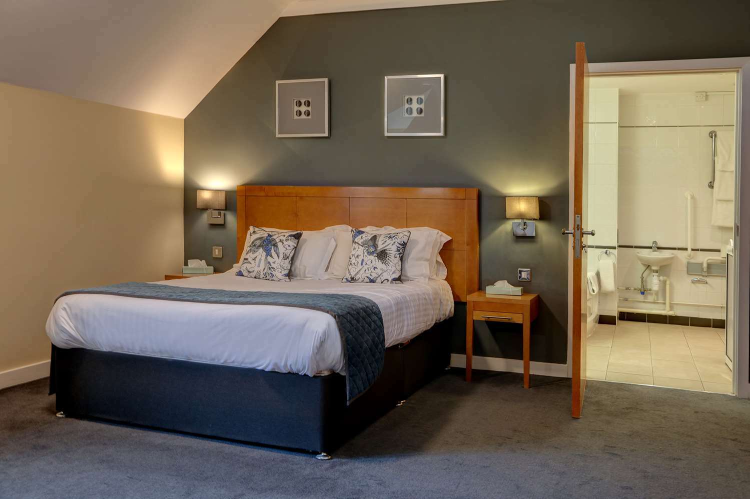 Wild Pheasant Hotel & Spa Llangollen Exterior foto